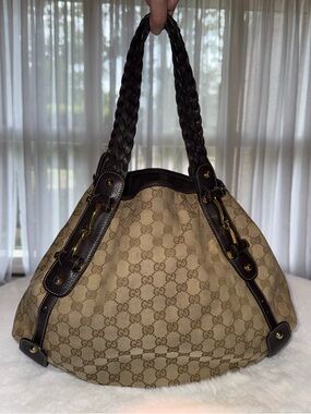 Gucci Pelham Canvas Shoulder Bag